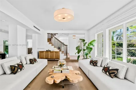 939 W 47th Court Miami Beach FL 33140