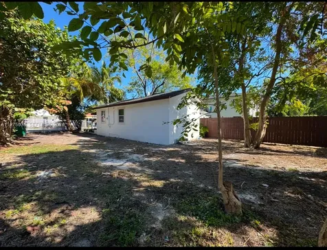 1762 NW 63rd Street Miami FL 33147
