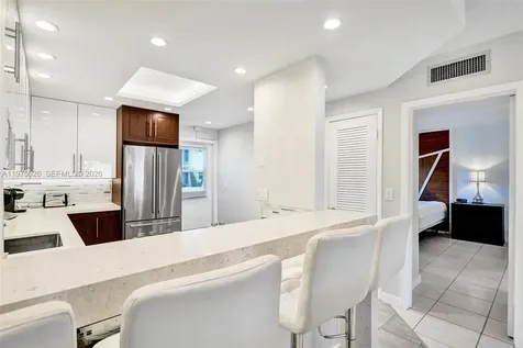 450 Paradise Isle Boulevard Hallandale Beach FL 33009
