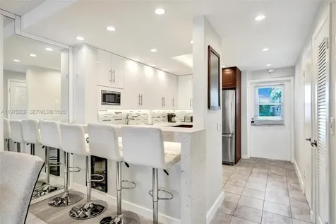 450 Paradise Isle Boulevard Hallandale Beach FL 33009