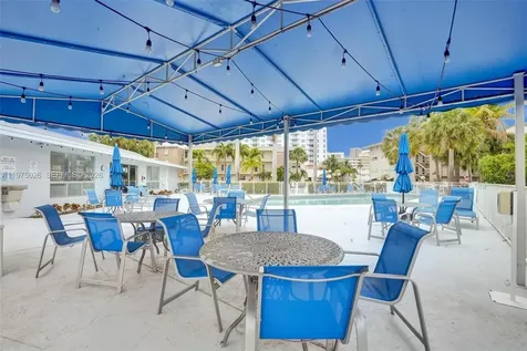 450 Paradise Isle Boulevard Hallandale Beach FL 33009