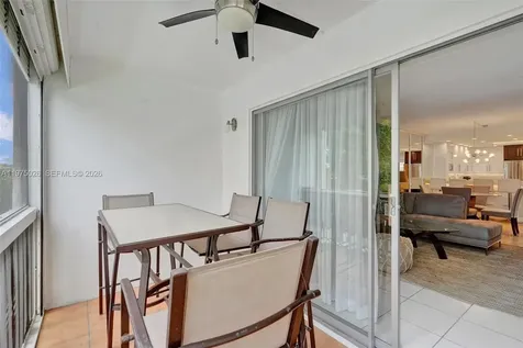 450 Paradise Isle Boulevard Hallandale Beach FL 33009