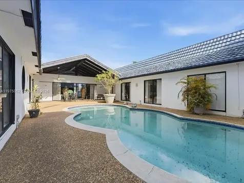 791 SW 75th Terrace Plantation FL 33317