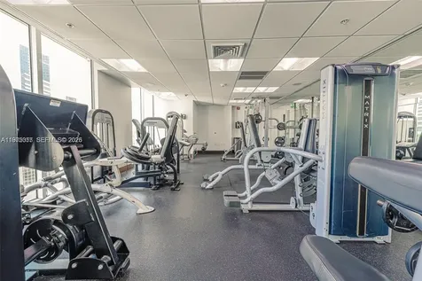 31 SE 5th Street Miami FL 33131