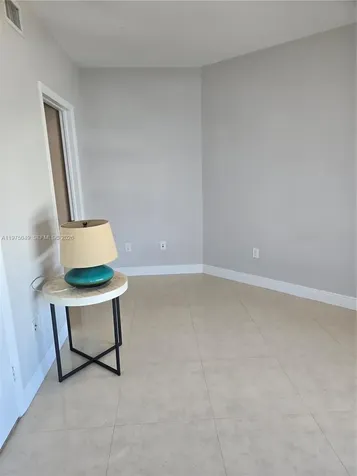350 S Miami Avenue Miami FL 33130