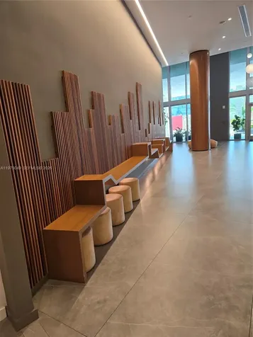 350 S Miami Avenue Miami FL 33130