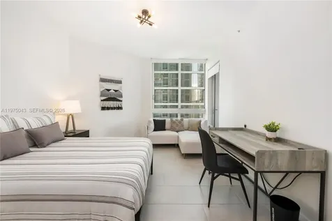 300 S Biscayne Boulevard Miami FL 33131
