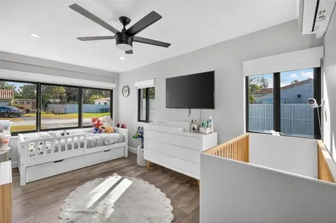 529 NE 109th Street Miami FL 33161