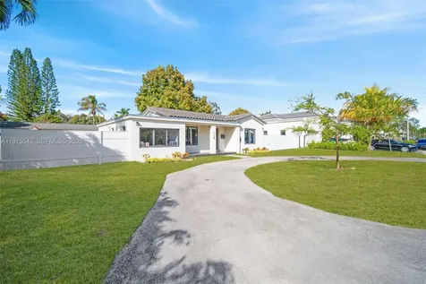 529 NE 109th Street Miami FL 33161