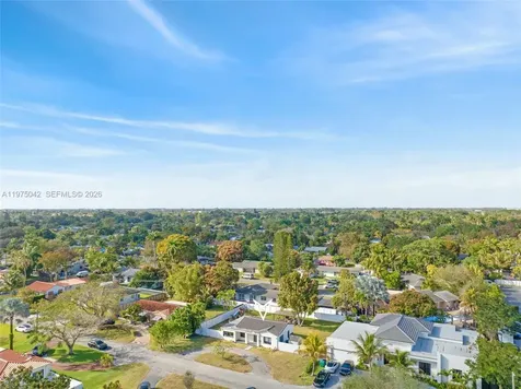 529 NE 109th Street Miami FL 33161