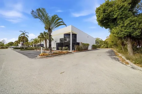 2891 NW 22nd Terrace Pompano Beach FL 33069