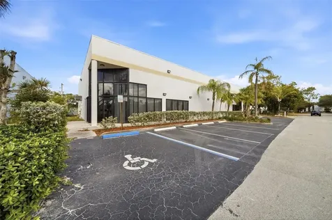 2891 NW 22nd Terrace Pompano Beach FL 33069