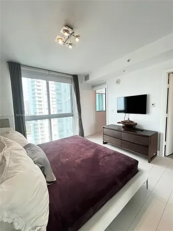 Miami FL 33130
