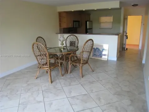 7722 Camino Real Miami FL 33143