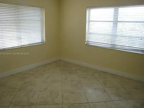7722 Camino Real Miami FL 33143