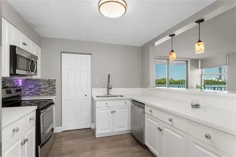 16558 NE 26th Avenue North Miami Beach FL 33160