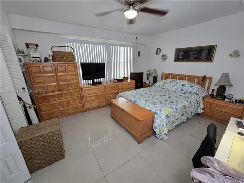 1000 SW 125th Avenue Pembroke Pines FL 33027