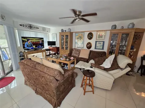 1000 SW 125th Avenue Pembroke Pines FL 33027