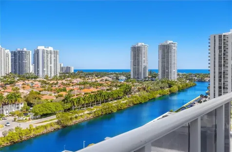 3625 N Country Club Drive Aventura FL 33180