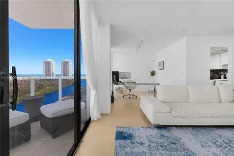 3625 N Country Club Drive Aventura FL 33180