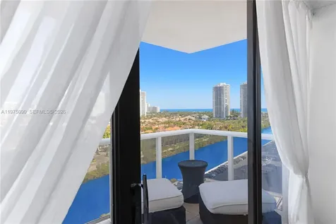 3625 N Country Club Drive Aventura FL 33180