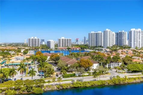 3625 N Country Club Drive Aventura FL 33180