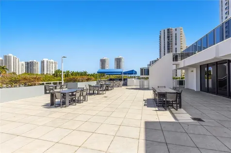 3625 N Country Club Drive Aventura FL 33180