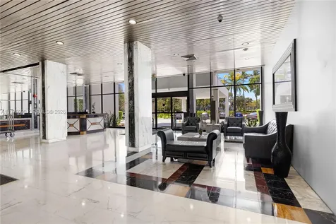 3625 N Country Club Drive Aventura FL 33180