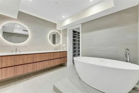 19355 Turnberry Way Aventura FL 33180