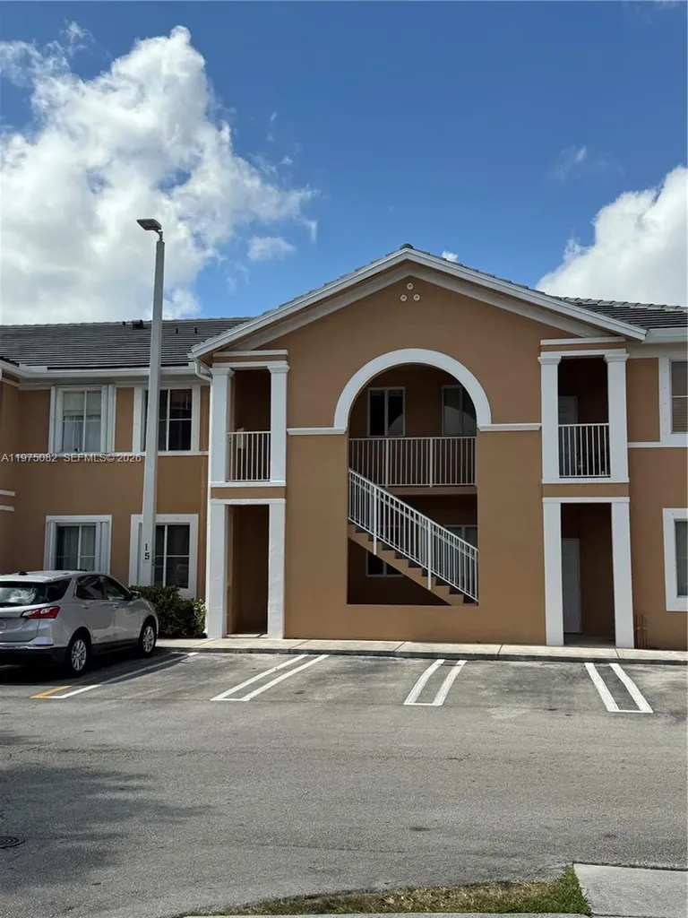 17660 NW 73rd Avenue Hialeah FL 33015