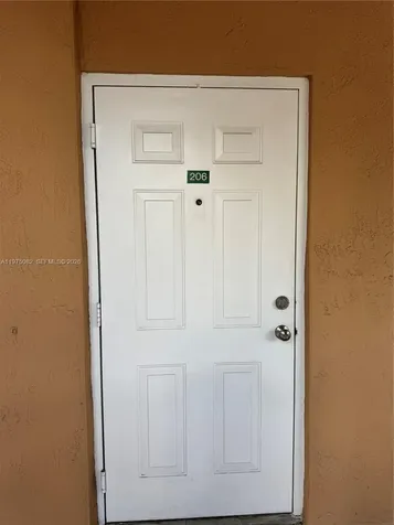 17660 NW 73rd Avenue Hialeah FL 33015