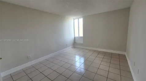 9120 Fontainebleau Boulevard Miami FL 33172