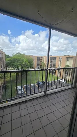 9120 Fontainebleau Boulevard Miami FL 33172