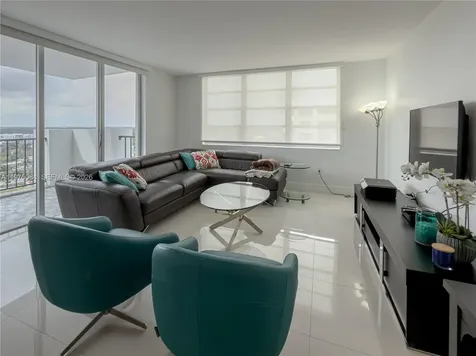 2750 NE 183rd Street Aventura FL 33160