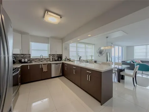 2750 NE 183rd Street Aventura FL 33160