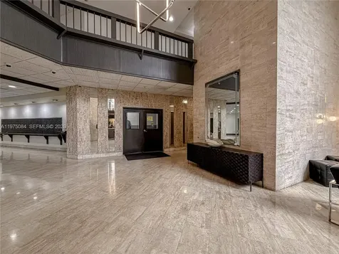 2750 NE 183rd Street Aventura FL 33160