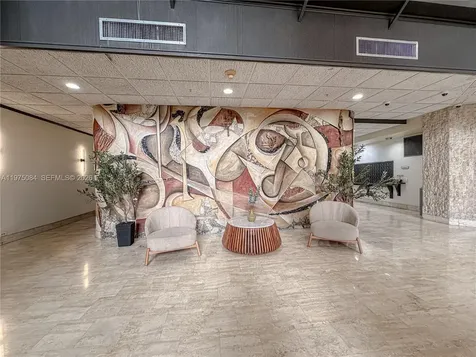 2750 NE 183rd Street Aventura FL 33160