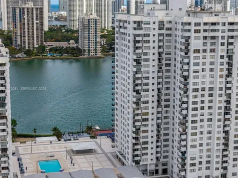 2750 NE 183rd Street Aventura FL 33160