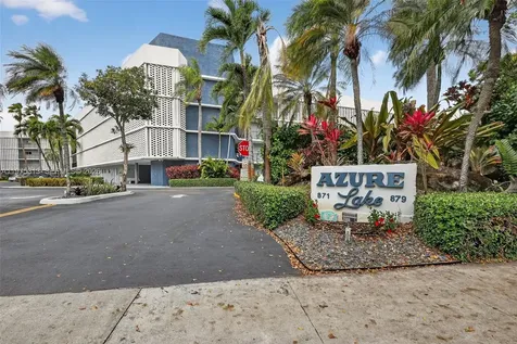 877 NE 195th Street Miami FL 33179