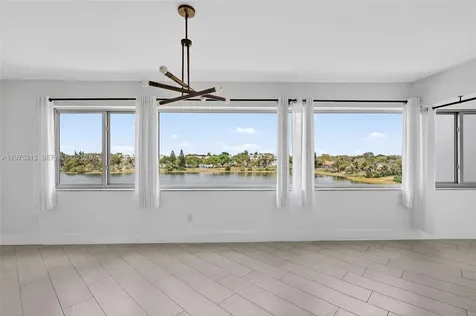 877 NE 195th Street Miami FL 33179
