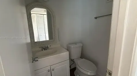 104 E Easthampton E West Palm Beach FL 33417
