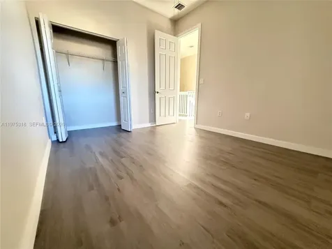978 NE 42nd Place Homestead FL 33033