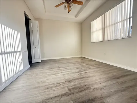 978 NE 42nd Place Homestead FL 33033