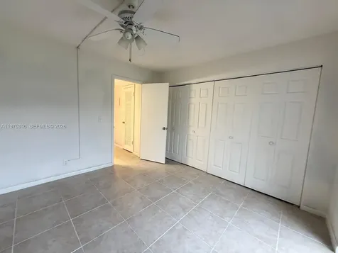 210 Canterbury J West Palm Beach FL 33417