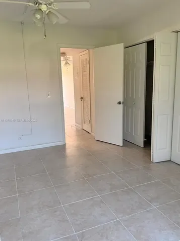 210 Canterbury J West Palm Beach FL 33417