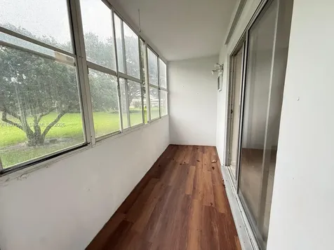 210 Canterbury J West Palm Beach FL 33417