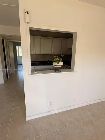 210 Canterbury J West Palm Beach FL 33417