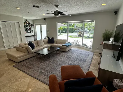 1319 Rodman Street Hollywood FL 33019