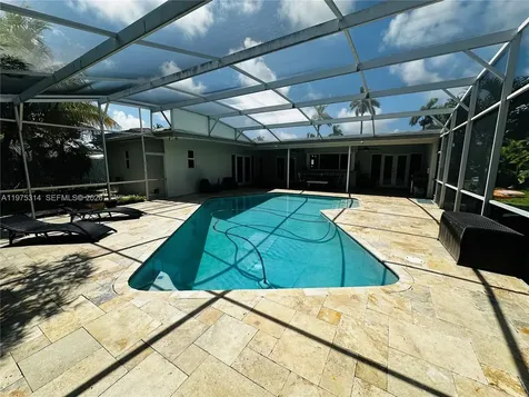 1319 Rodman Street Hollywood FL 33019