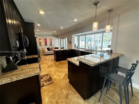 1319 Rodman Street Hollywood FL 33019